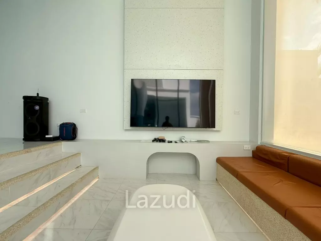 Luxury 2-Story Pool Villa with Rooftop Khao Makok, Pattaya