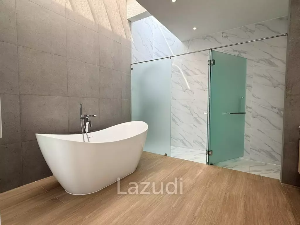 Luxury 2-Story Pool Villa with Rooftop Khao Makok, Pattaya