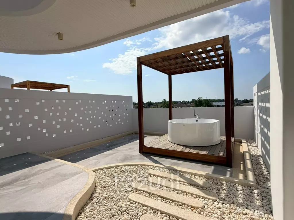 Luxury 2-Story Pool Villa with Rooftop Khao Makok, Pattaya