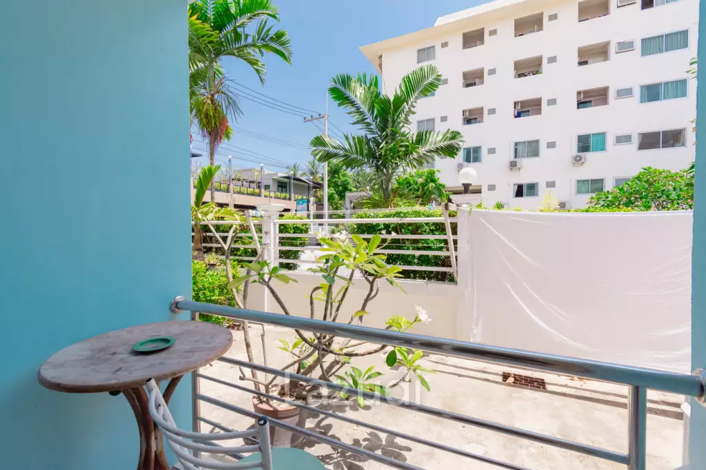 PRIME HOTEL WITH RESTAURANT FOR LONG - TERM LEASE IN THE HEART OF THE CITY