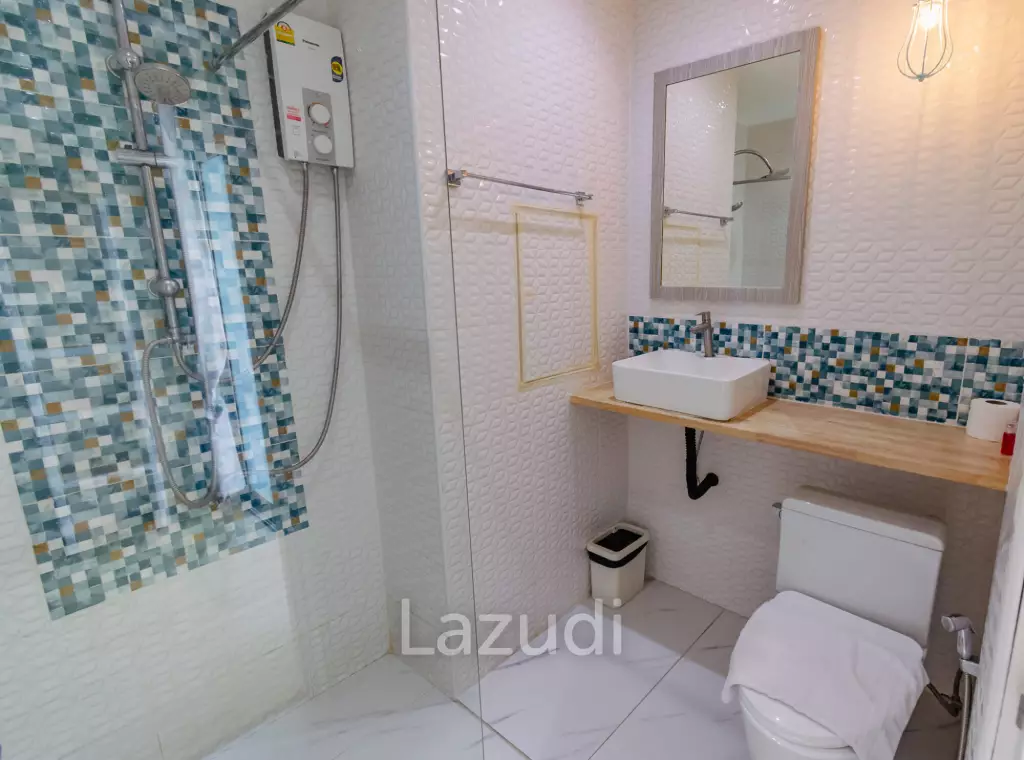 PRIME HOTEL WITH RESTAURANT FOR LONG - TERM LEASE IN THE HEART OF THE CITY