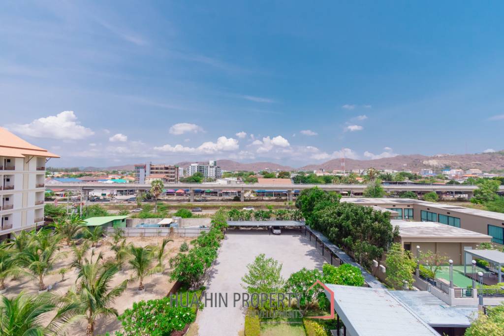 PRIME HOTEL WITH RESTAURANT FOR LONG - TERM LEASE IN THE HEART OF THE CITY