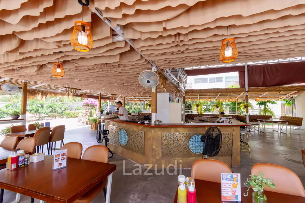PRIME HOTEL WITH RESTAURANT FOR LONG - TERM LEASE IN THE HEART OF THE CITY