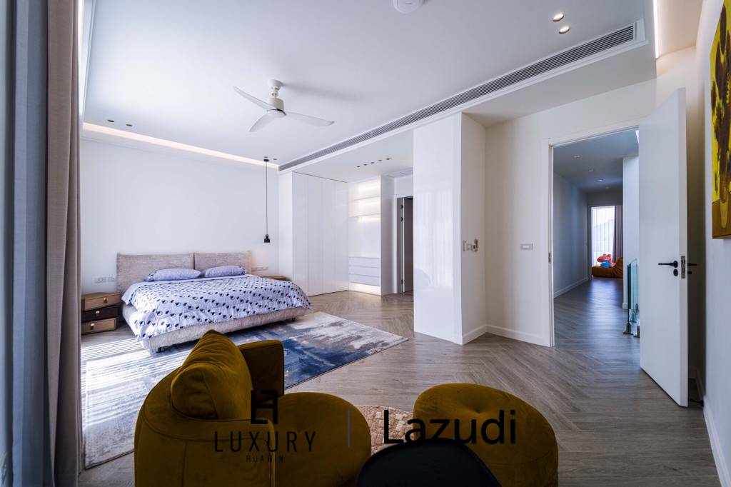 2,658 Kvm 4 Seng 6 Bad Villa for Salg