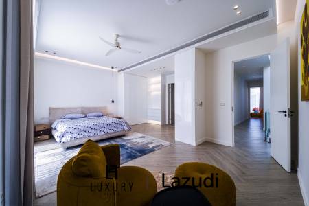 2,658 Kvm 4 Seng 6 Bad Villa for Salg