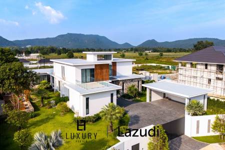 2,658 Kvm 4 Seng 6 Bad Villa for Salg