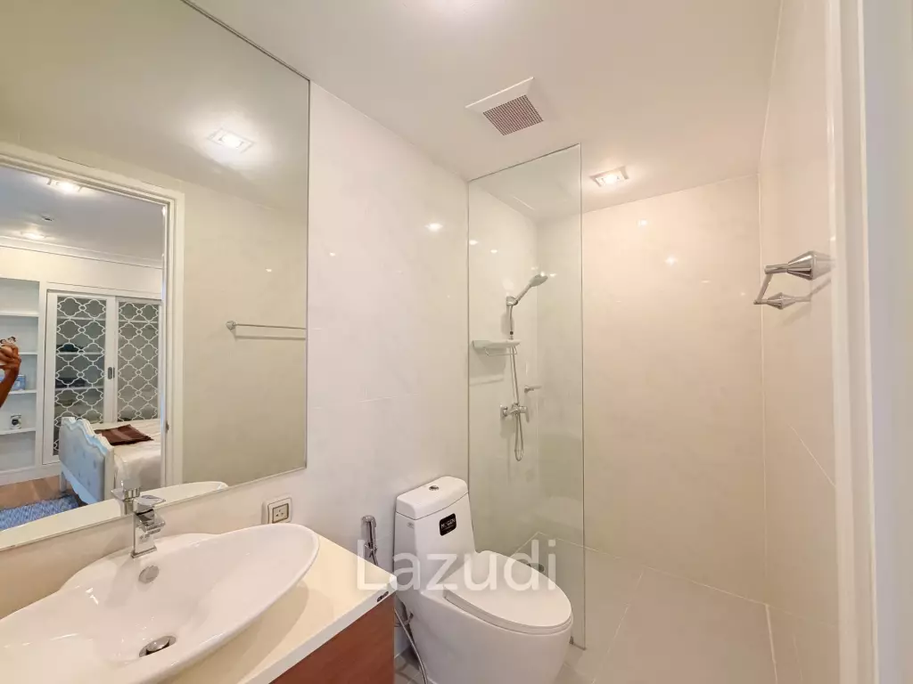 My Resort Condo : 2 Storeys with Direct Pool Access.