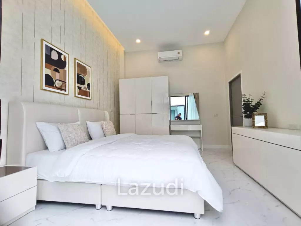 LUXURY POOL VILLA IN THE HEART OF HUA HIN ON SOI 94