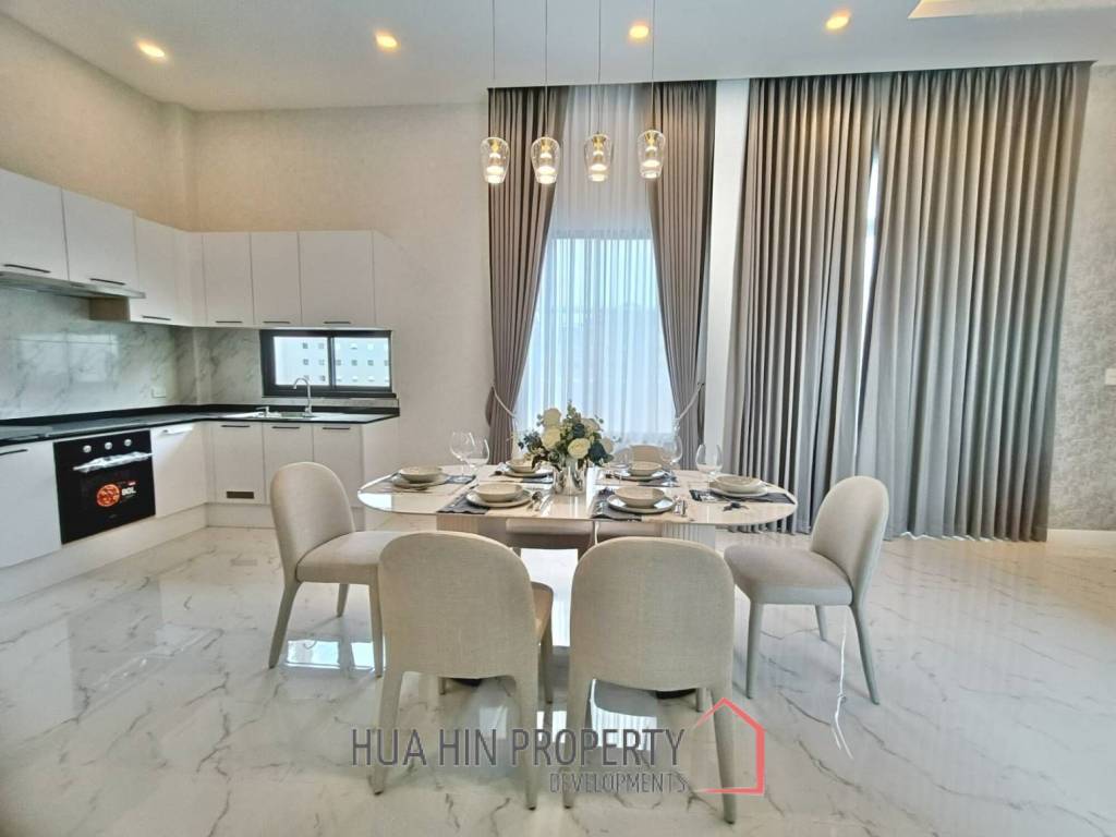LUXURY POOL VILLA IN THE HEART OF HUA HIN ON SOI 94