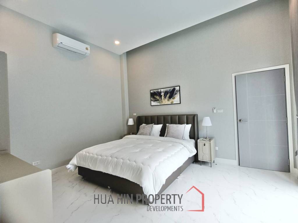 LUXURY POOL VILLA IN THE HEART OF HUA HIN ON SOI 94