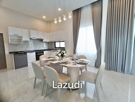 LUXURY POOL VILLA IN THE HEART OF HUA HIN ON SOI 94