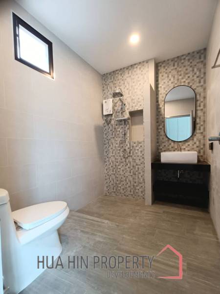 LUXURY POOL VILLA IN THE HEART OF HUA HIN ON SOI 94