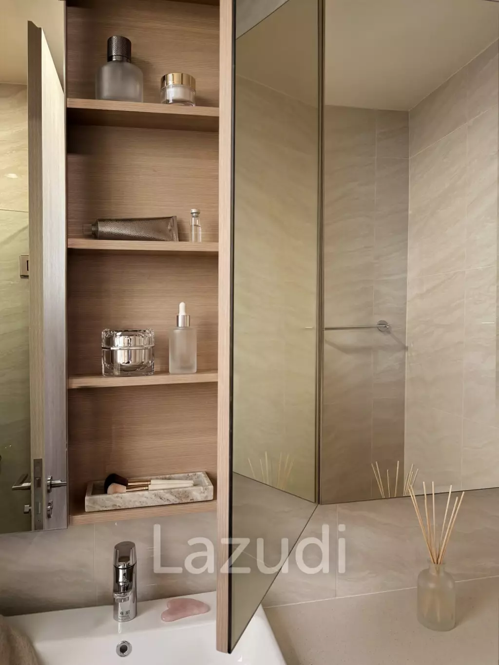 32 Sqm 1 Bed Noble Form Thonglor