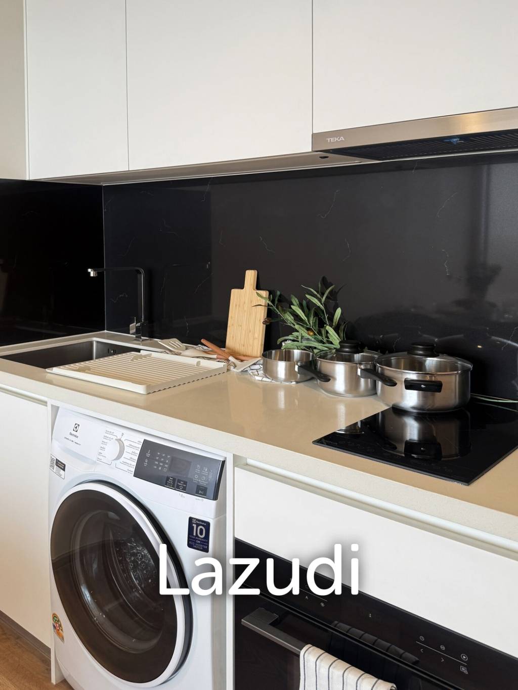 32 Sqm 1 Bed Noble Form Thonglor