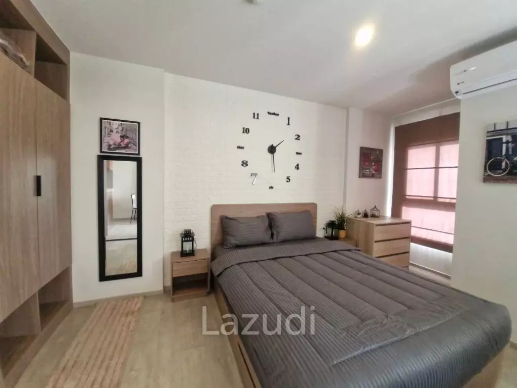 La Casita Condo : Modern Comfort Close to bangkok Hospital.
