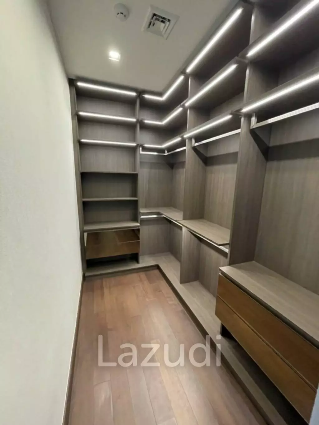 Q1 Sukhumvit: The Pinnacle of Ultra-Luxury Living at BTS Nana