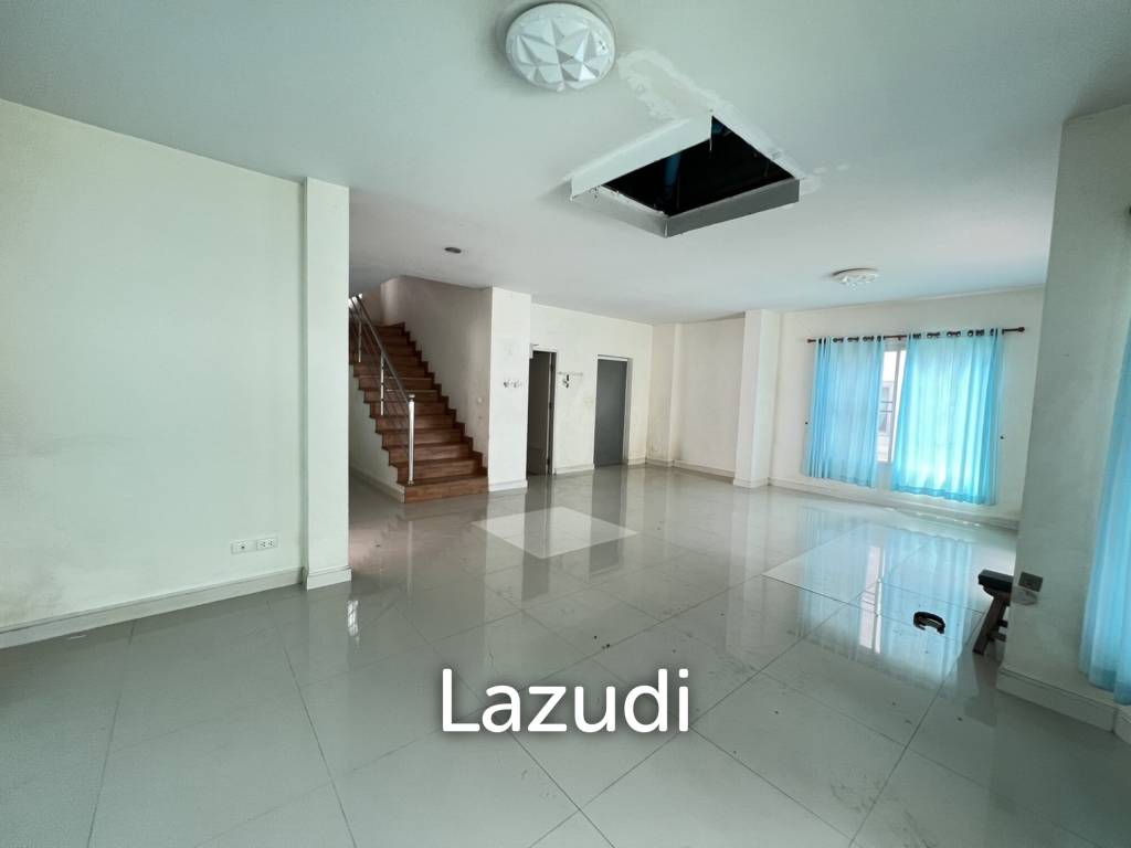 ขายบ้าน 2 ชั้น 3 ห้องนอน ในโครงการสินธานี 8 ใกล้ตัวเมือง
