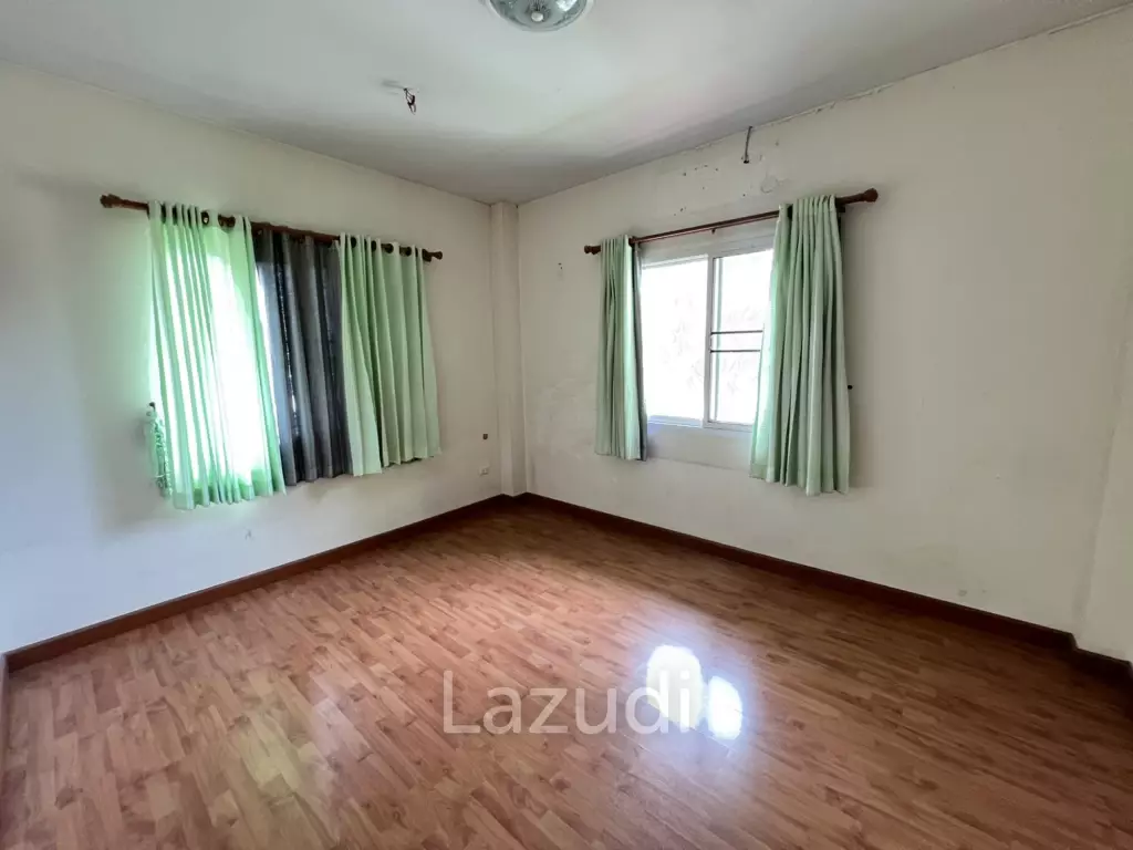 ขายบ้าน 2 ชั้น 3 ห้องนอน ในโครงการสินธานี 8 ใกล้ตัวเมือง