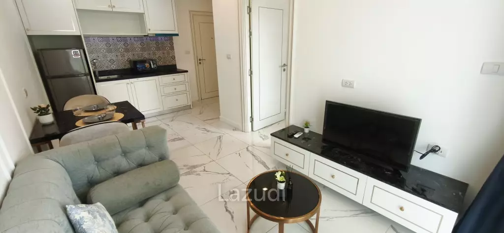 Luxury Living Empire Tower Pattaya 1BR on 2nd Floor