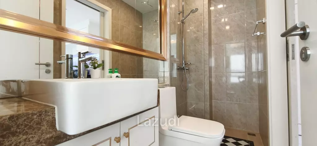 Luxury Living Empire Tower Pattaya 1BR on 8th Floor