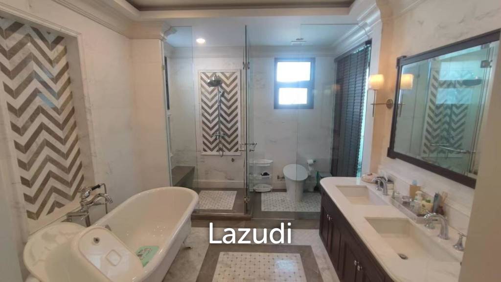 4 Bed Detached House at Baan Sansiri Pattanakarn