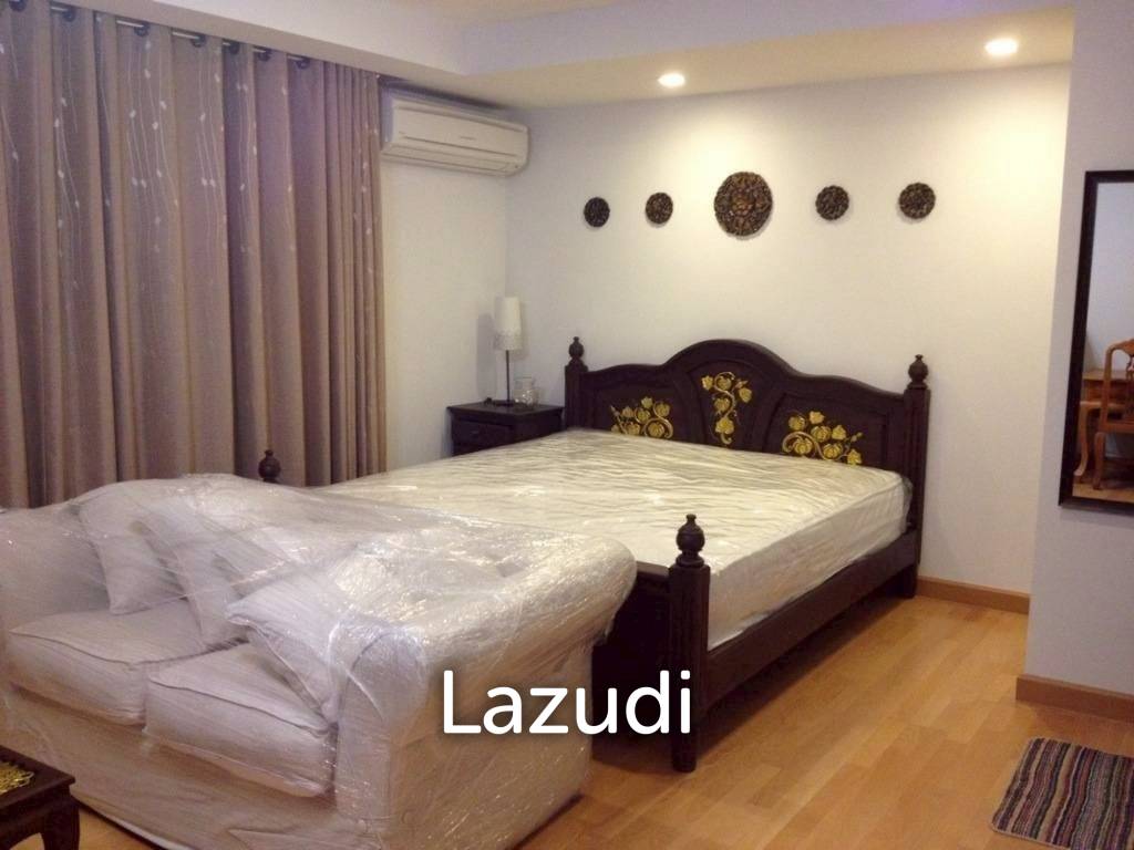 Modern Studio Condo for Rent at Rocco Condominium – Hua Hin