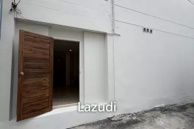 260 sqm modern townhouse in Wang Thonglang Bangkok