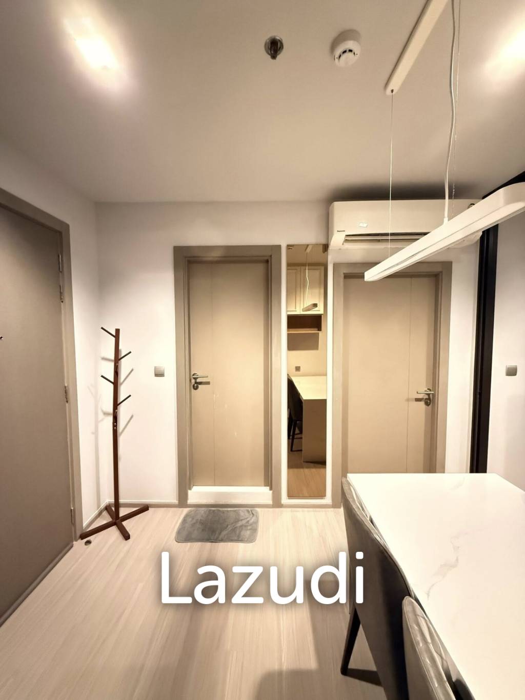 36 sqm 1 Bedroom Condo on 14th Floor at LIFE Asoke - Rama 9, Makkasan Bangkok