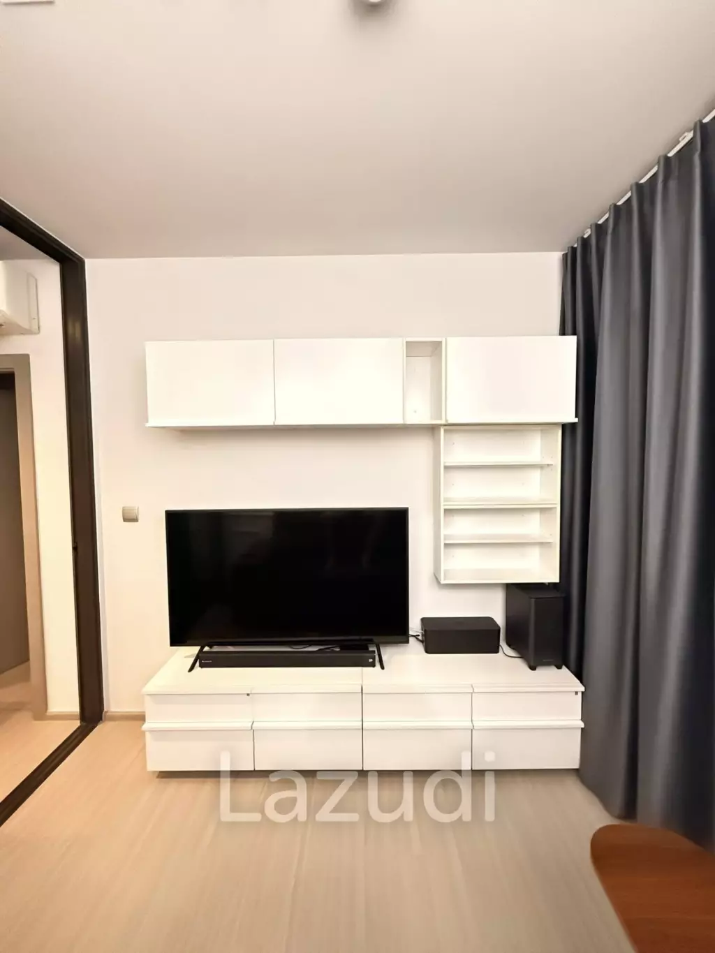 36 sqm 1 Bedroom Condo on 14th Floor at LIFE Asoke - Rama 9, Makkasan Bangkok