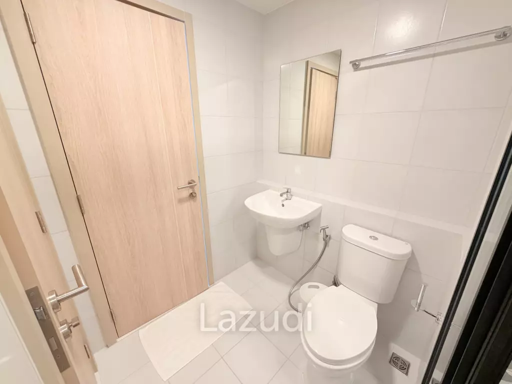 Cabanas Condo : Modern 2 Bedroom close to the beach.