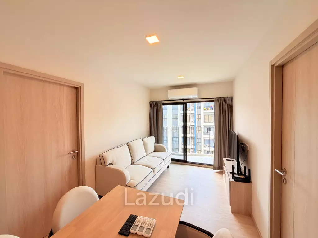 Cabanas Condo : Modern 2 Bedroom close to the beach.