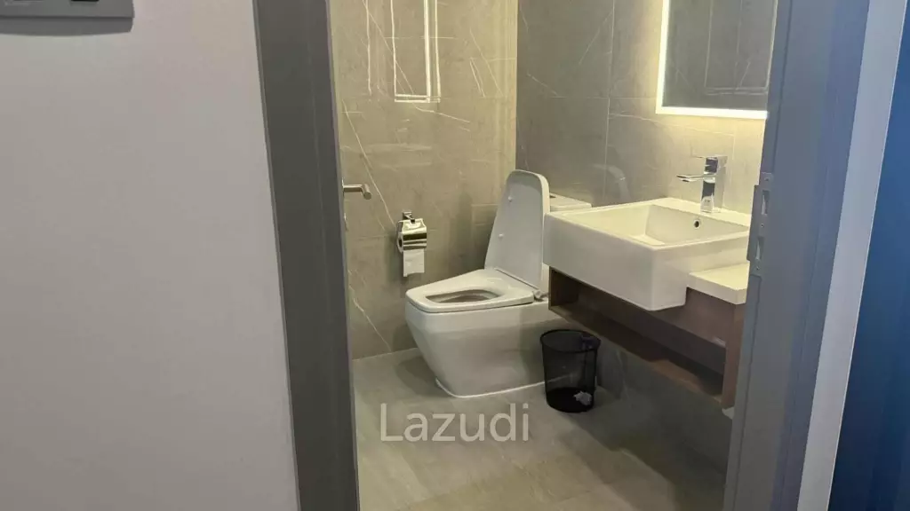 Dusit D2 Residence : Experience stylish resort-style living in the heart.