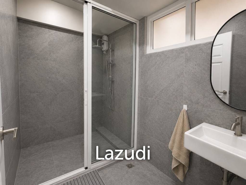 Massive 158 sqm Condo for Sale Keha Thepprasit