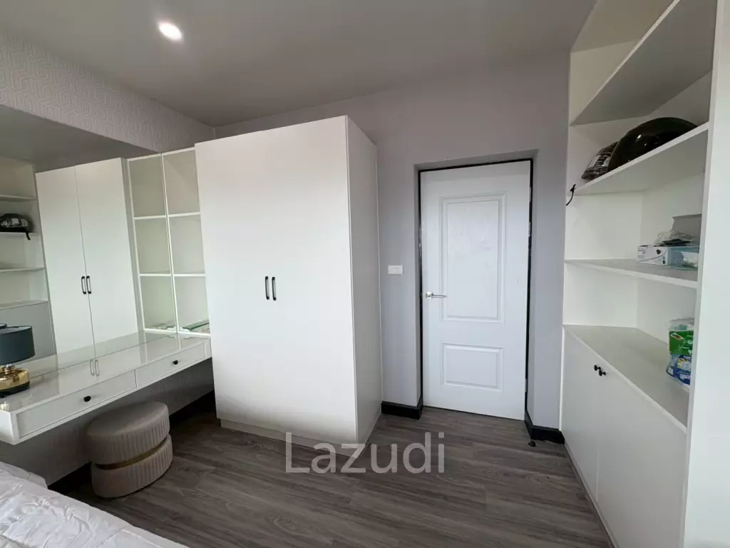 Massive 158 sqm Condo for Sale Keha Thepprasit