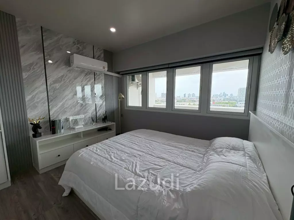 Massive 158 sqm Condo for Sale Keha Thepprasit