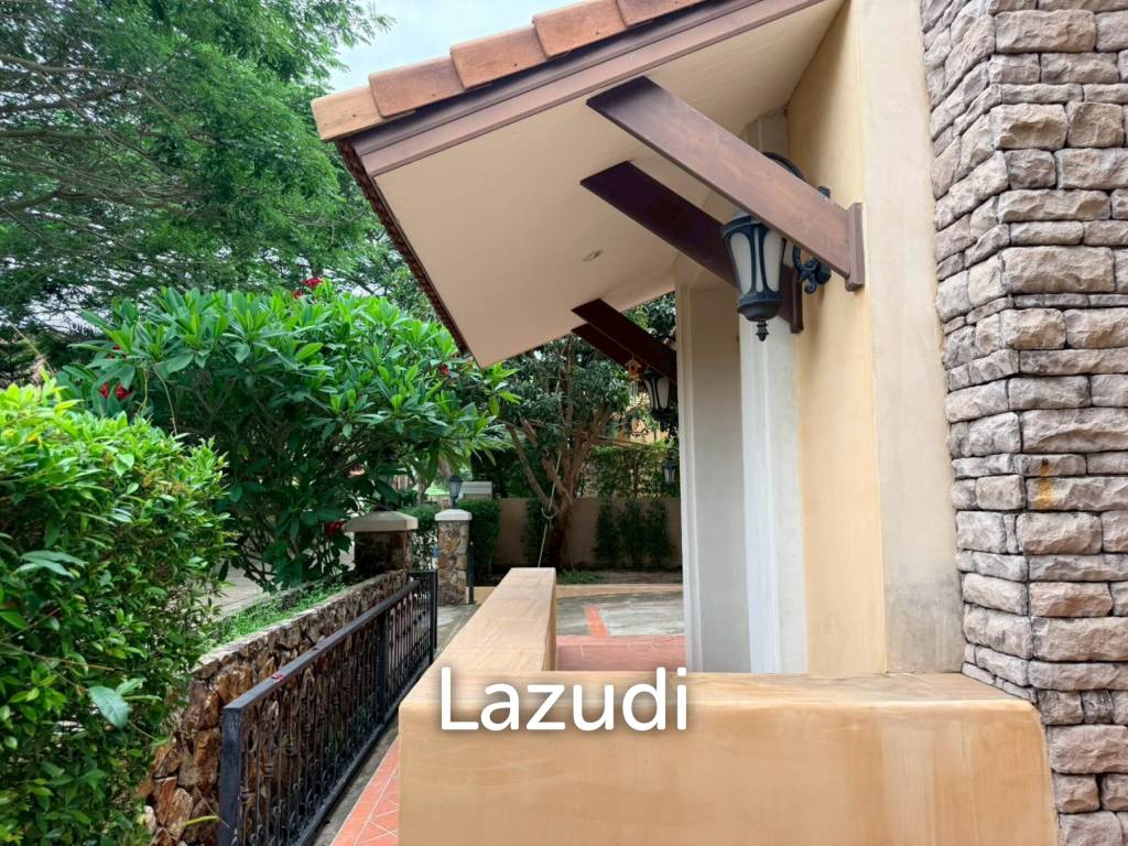 Experience the Charm of the Italian Countryside in Nusa