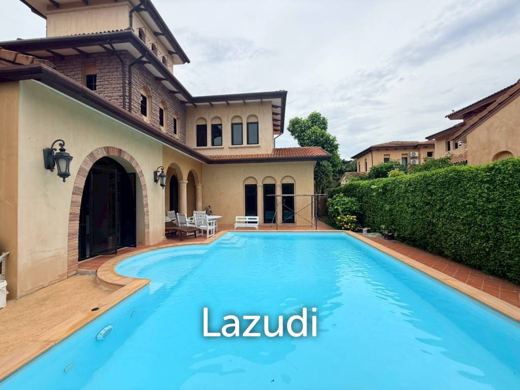 Experience the Charm of the Italian Countryside in Nusa