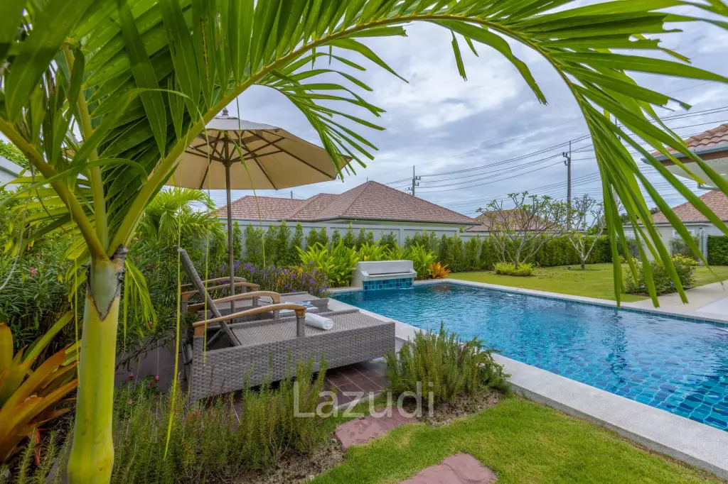 Mali Prestige Hua Hin: 210m2 pool villa on Big land