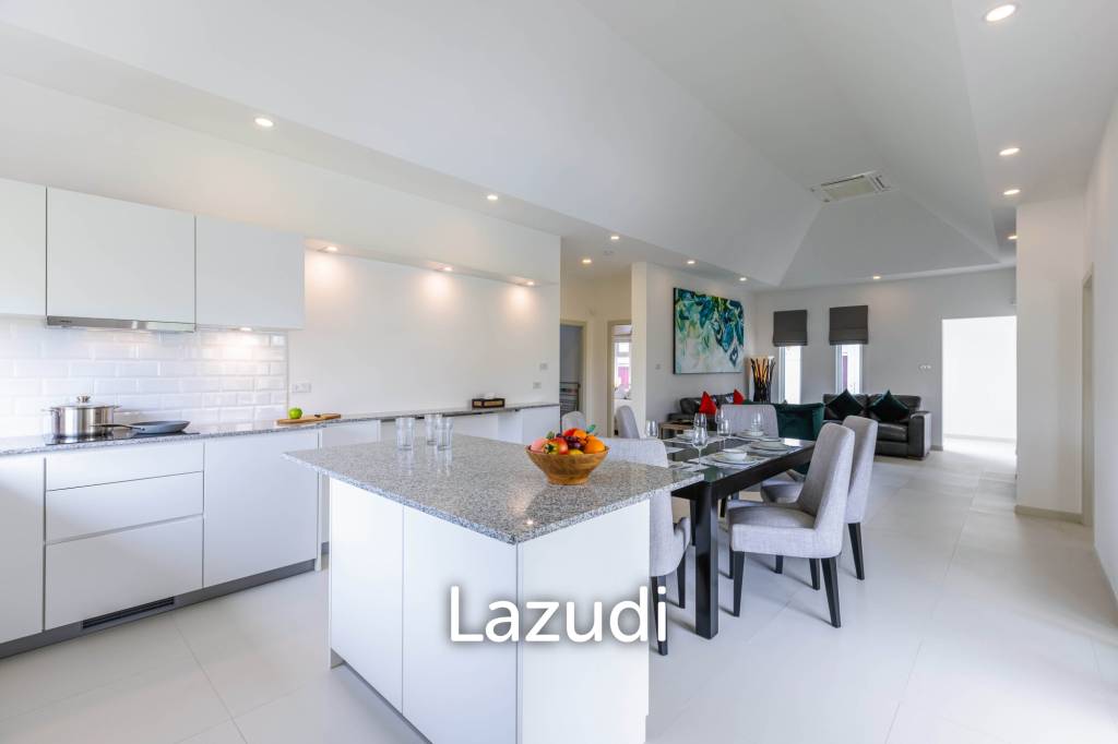 Mali Prestige Hua Hin: 210m2 pool villa on Big land