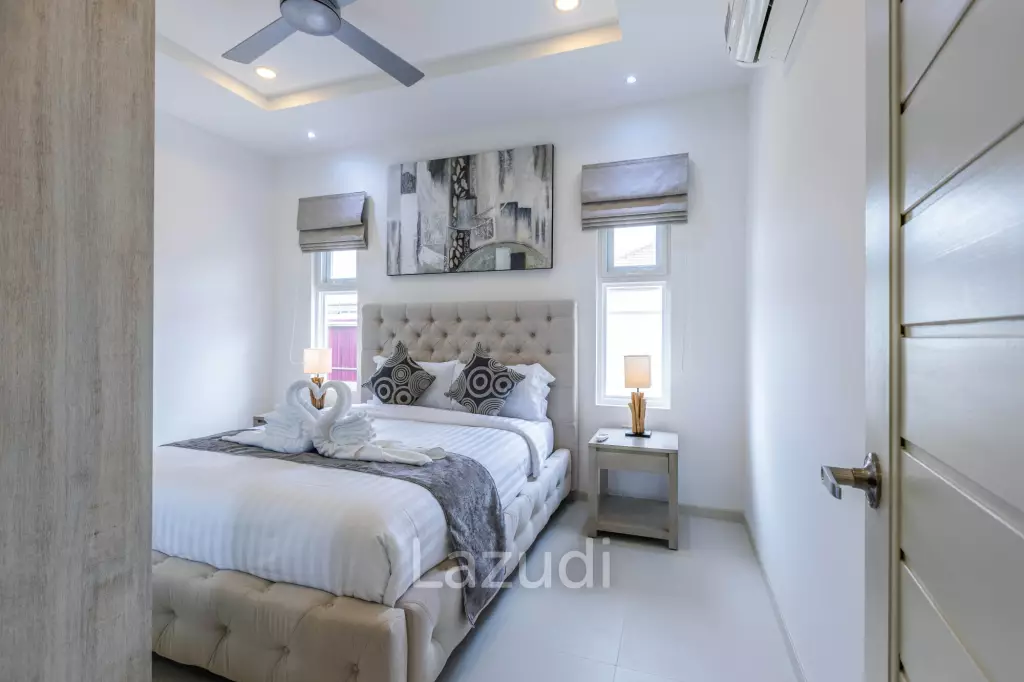 Mali Prestige Hua Hin: 210m2 pool villa on Big land