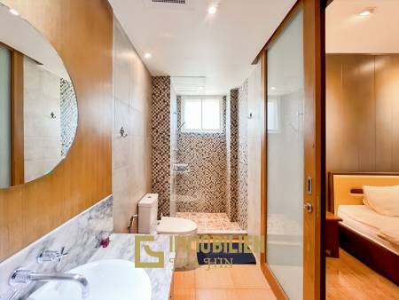 À louer / accès direct à la piscine / surface habitable de 150 m²