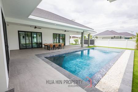 210 sqm modern 3 bedroom pool villa with garden in prime residential location