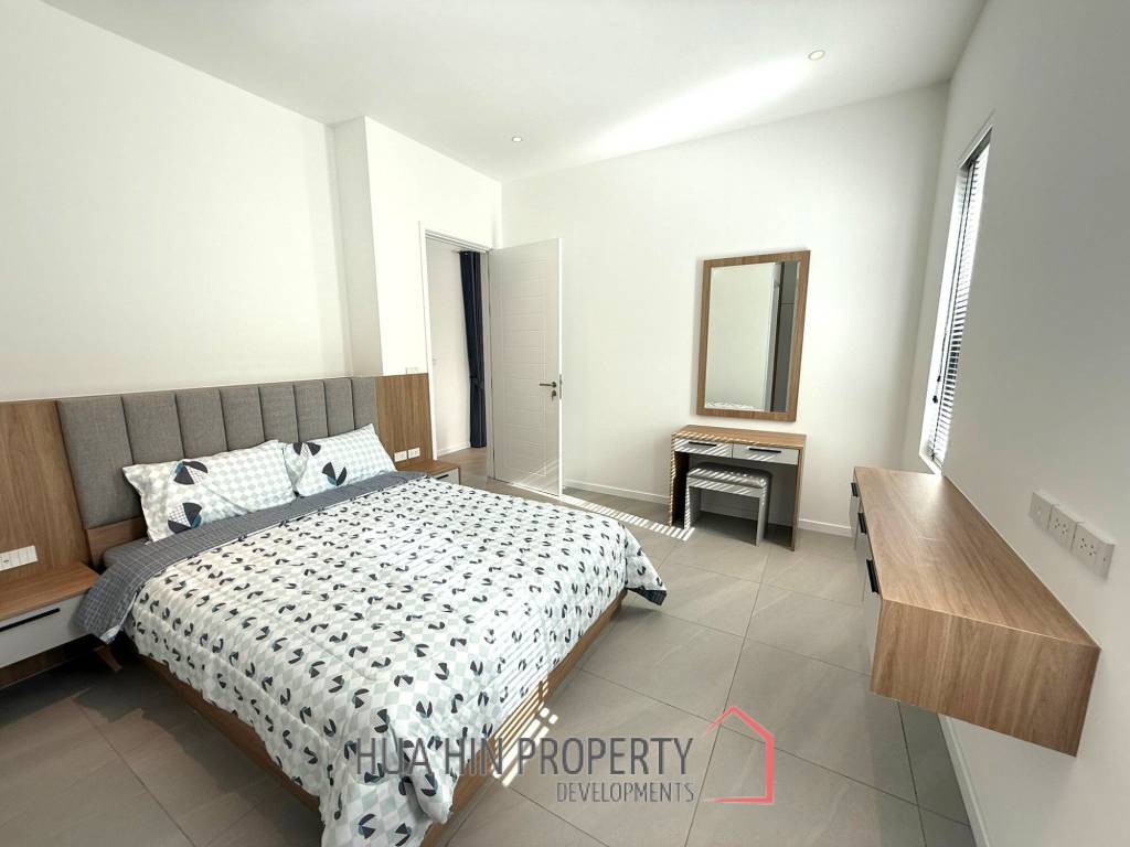 210 sqm modern 3 bedroom pool villa with garden in prime residential location