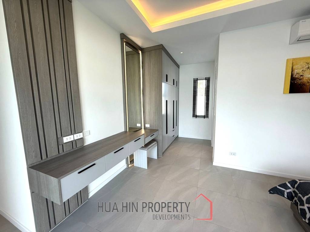 210 sqm modern 3 bedroom pool villa with garden in prime residential location