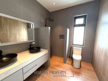 210 sqm modern 3 bedroom pool villa with garden in prime residential location