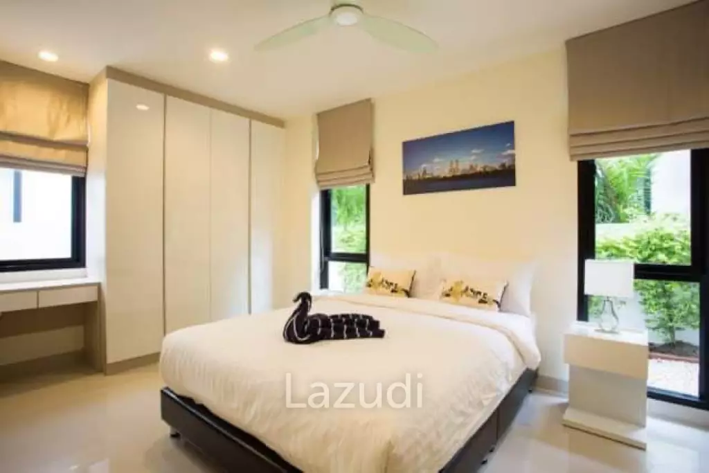 Modern 5-Bedroom Pool Villa for Rent at Laguna Park