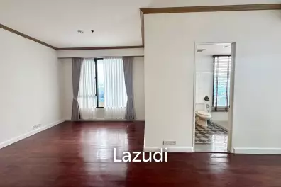 2 bed 2 bath riverfront Condo 118 sqm  at Baan Chao Praya for rent