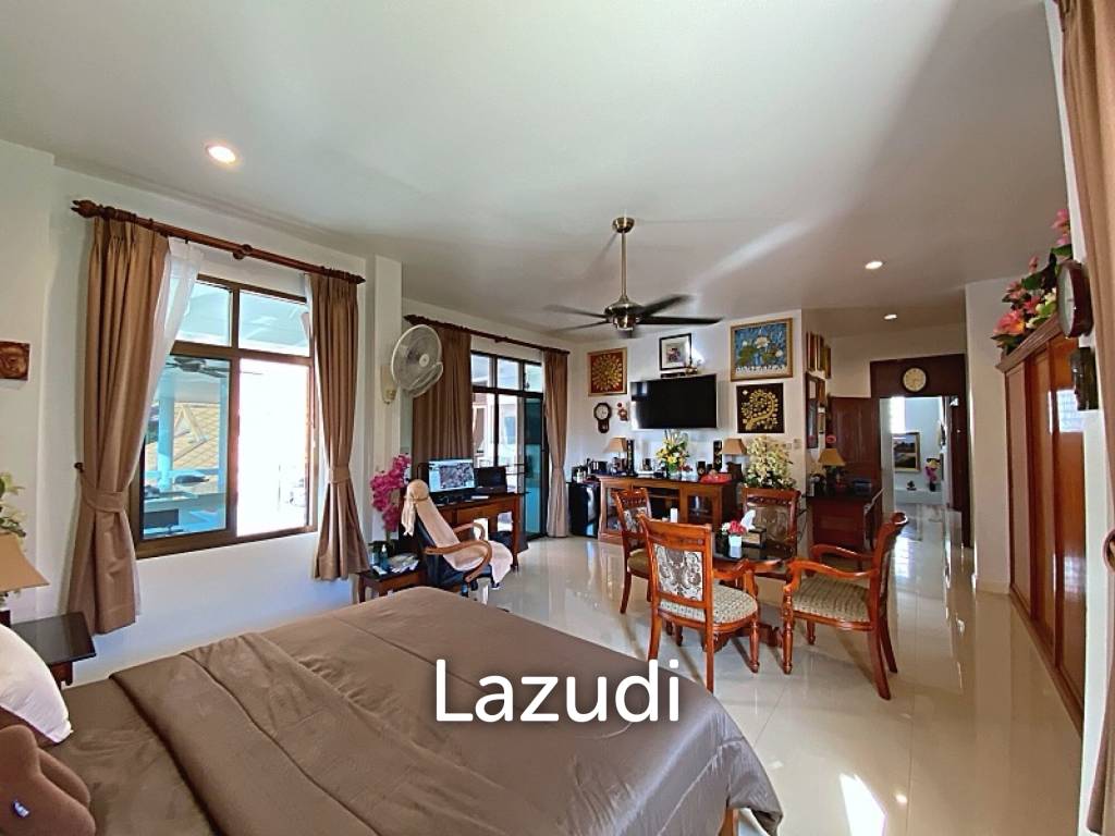 500 sqm 3 bedroom pool villa in Nong Khae Hua Hin