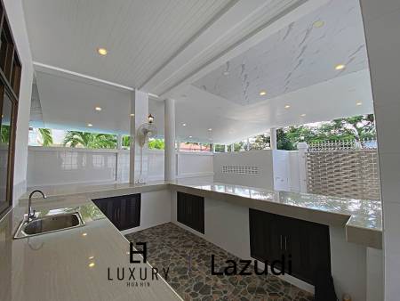 500 sqm 3 bedroom pool villa in Nong Khae Hua Hin