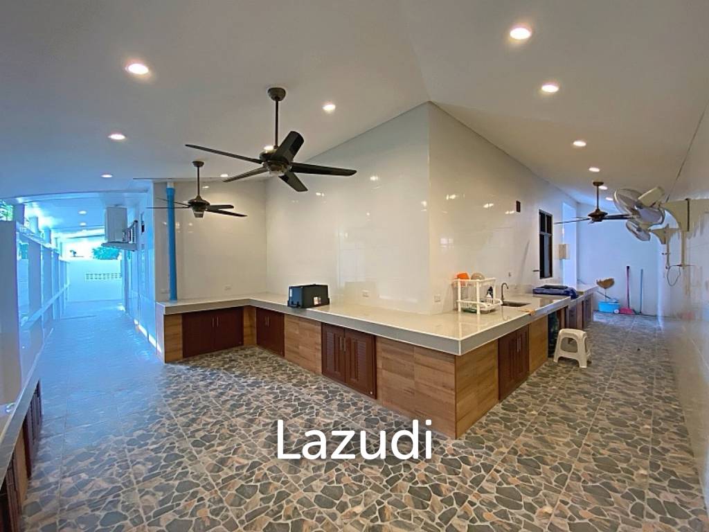 500 sqm 3 bedroom pool villa in Nong Khae Hua Hin
